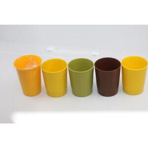Lot of 5 Vintage Tupperware Plastic Tumblers glasses ~ F #1251-29 (8 oz.)